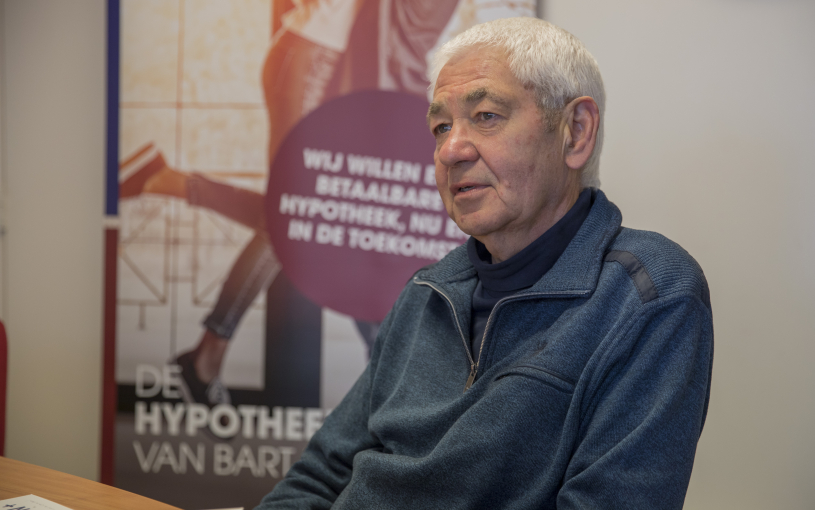 Hypotheekadviseur Cees Teerds in de gesprekskamer bij Hypotheek Visie Gouda